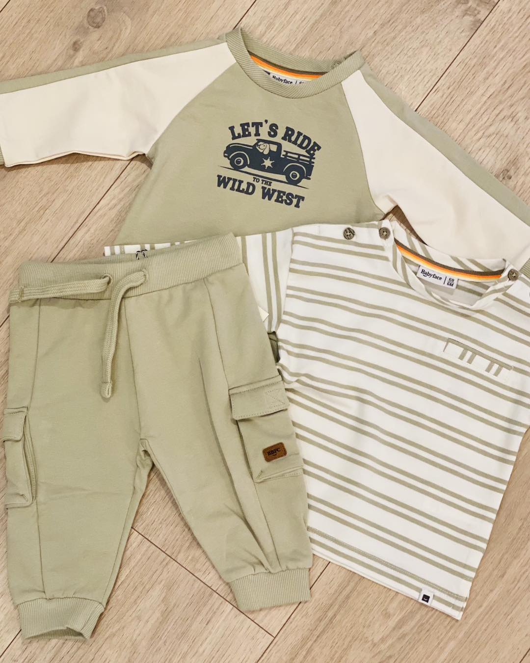 Ensemble garçon — T-shirt Let's Ride et pantalon cargo kaki